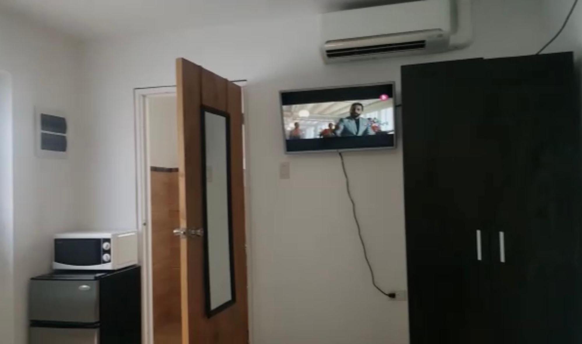 פאלם ביץ' Genesis Apartments מראה חיצוני תמונה