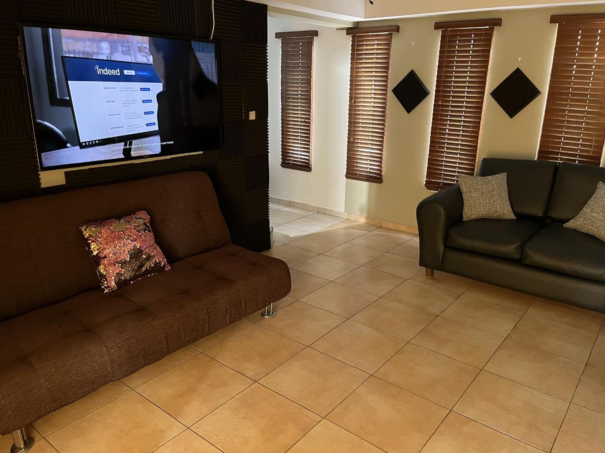 פאלם ביץ' Genesis Apartments מראה חיצוני תמונה