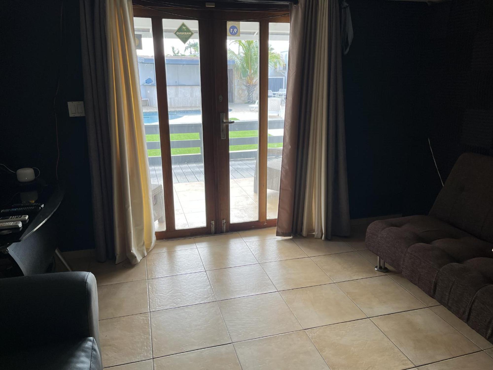 פאלם ביץ' Genesis Apartments מראה חיצוני תמונה