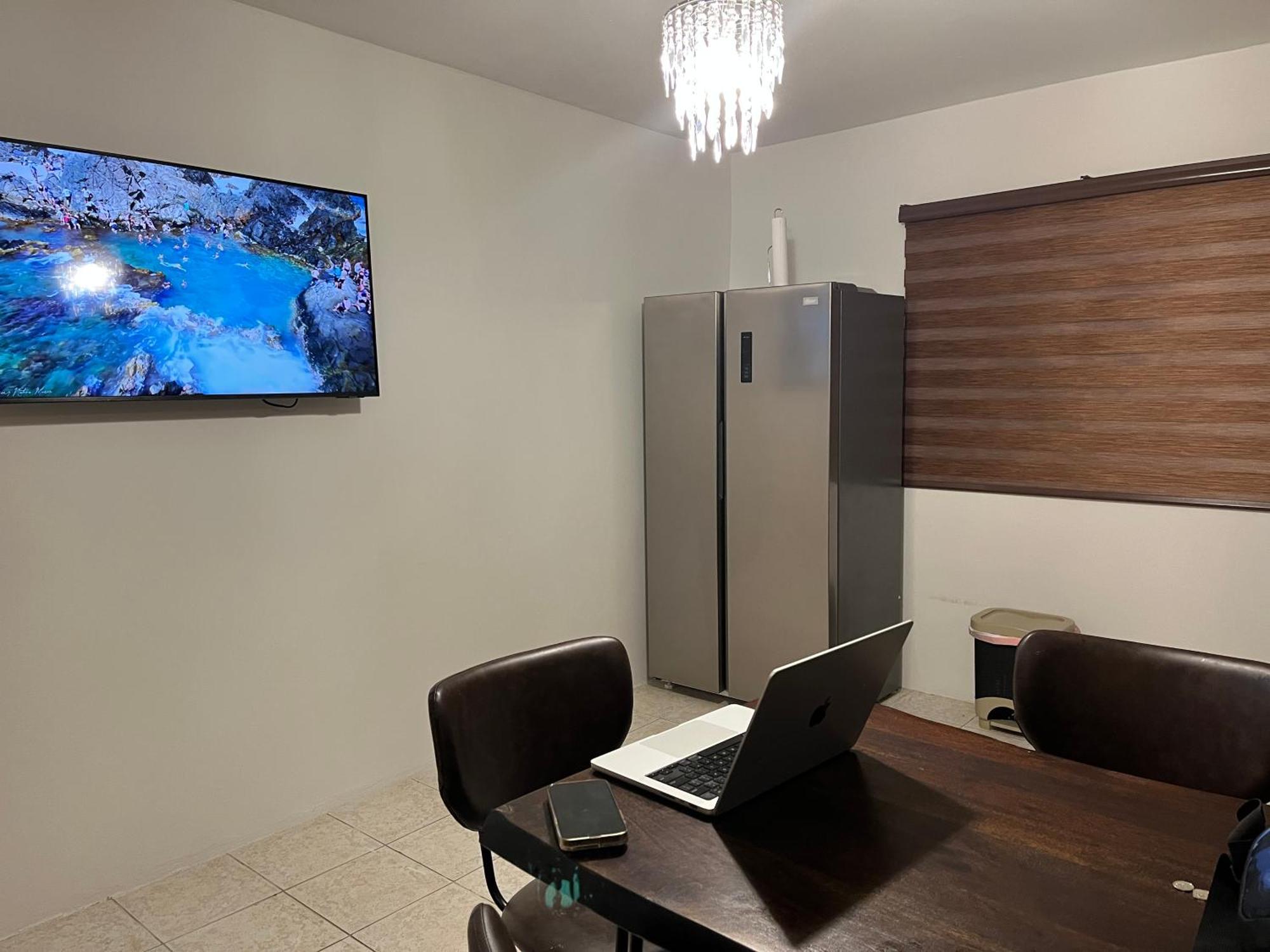 פאלם ביץ' Genesis Apartments מראה חיצוני תמונה